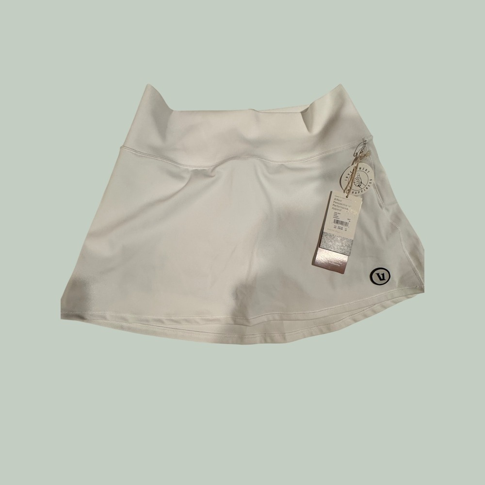 Vuori Volley Skirt White Athletic Skort Tennis Pickleball Golf Womens M